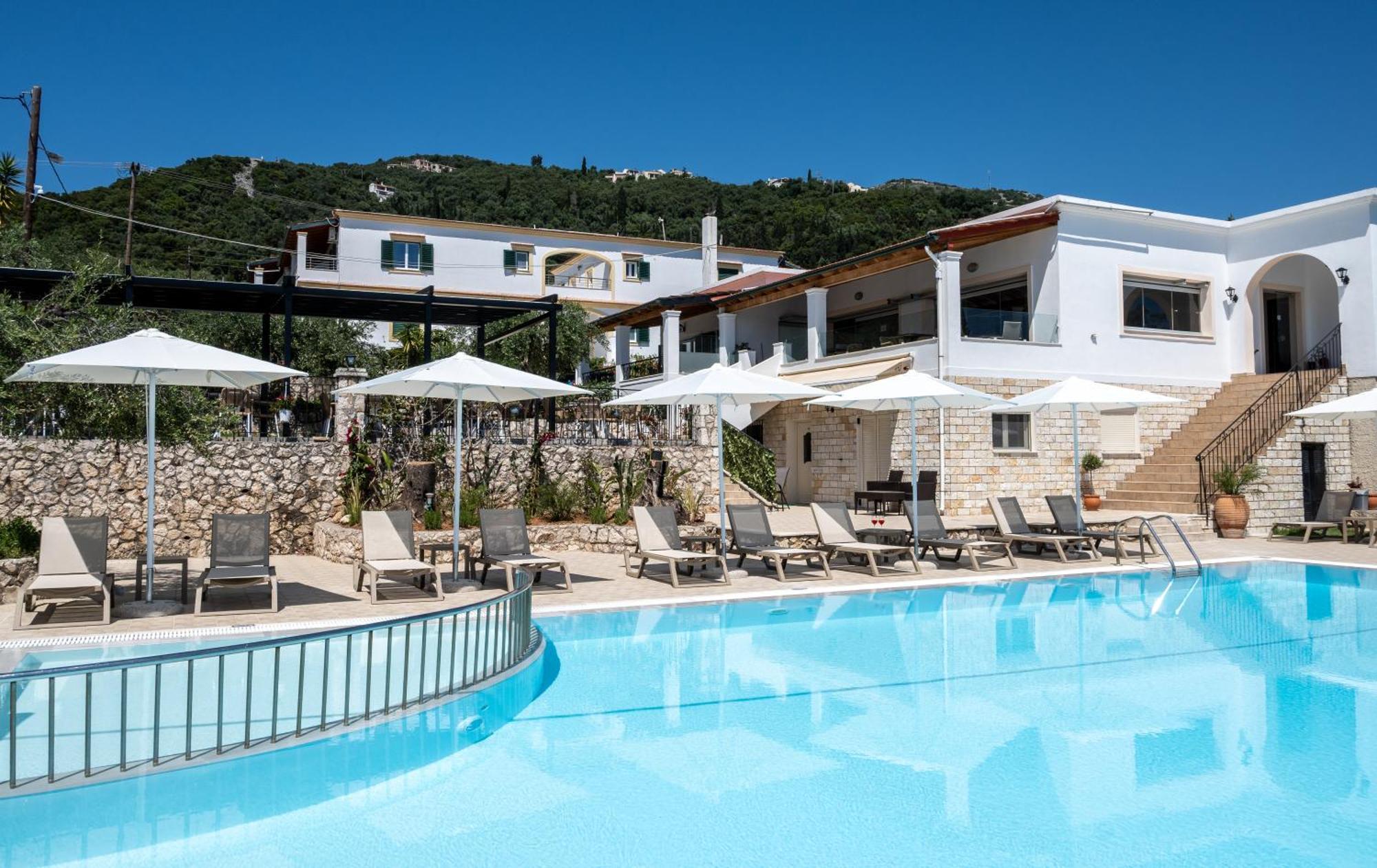 Crystal Blue Hotel, Barbati Exteriér fotografie