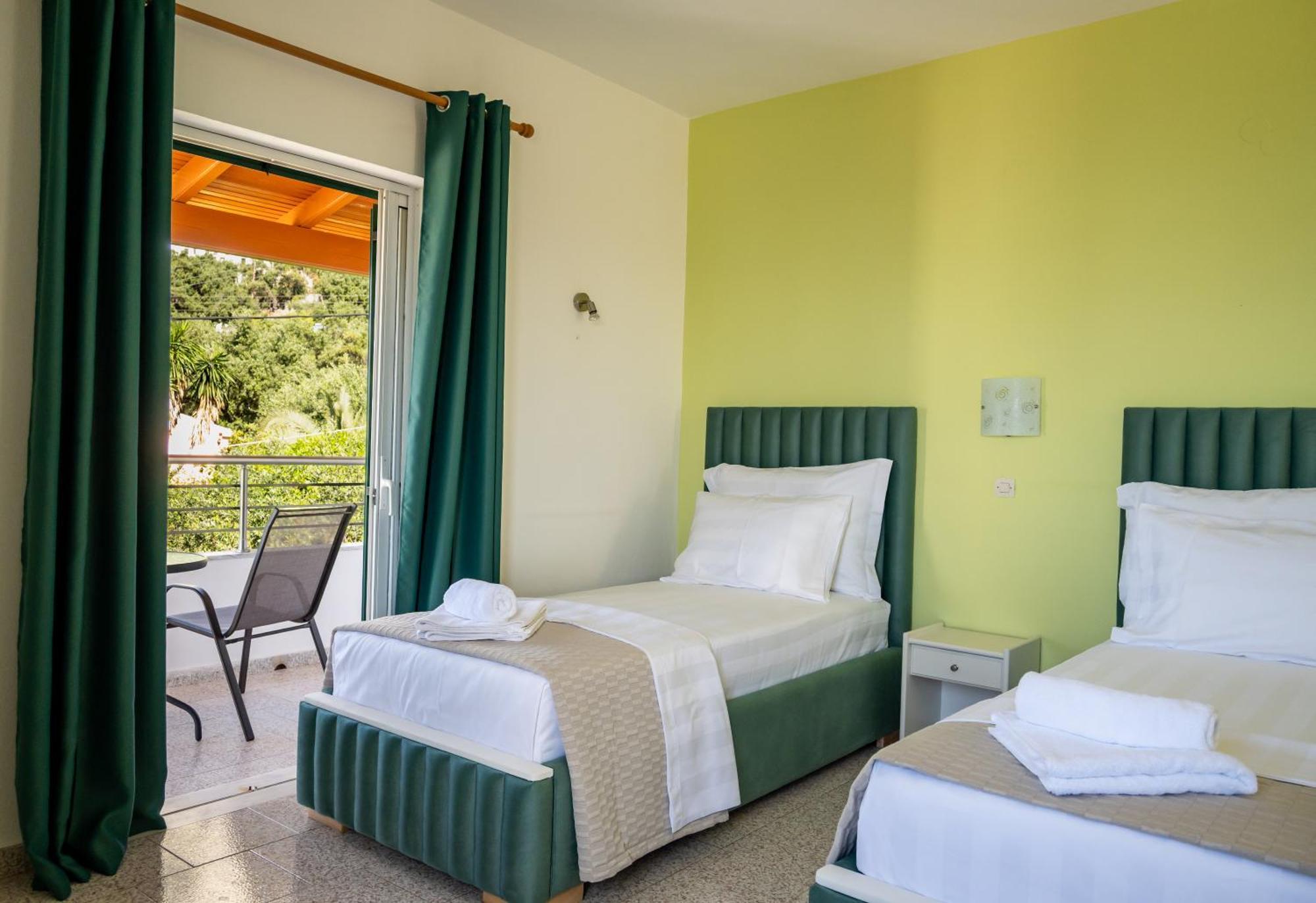 Crystal Blue Hotel, Barbati Exteriér fotografie