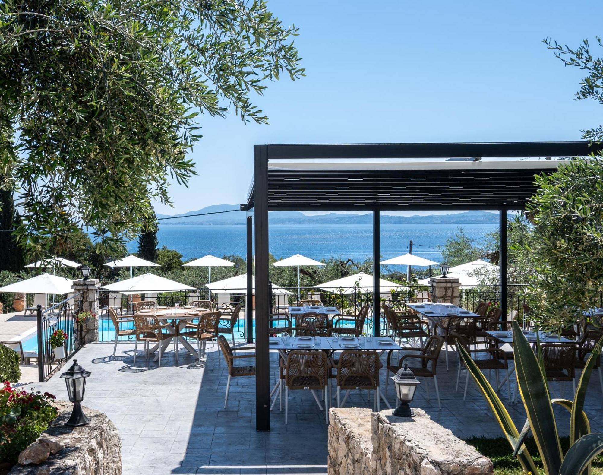 Crystal Blue Hotel, Barbati Exteriér fotografie