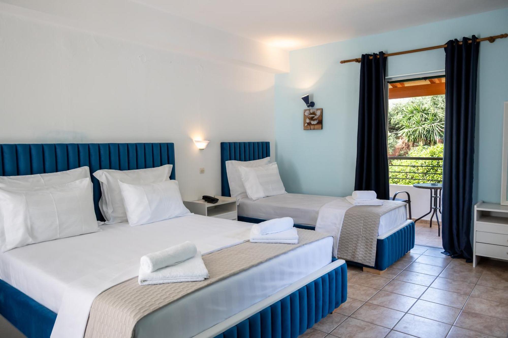 Crystal Blue Hotel, Barbati Exteriér fotografie